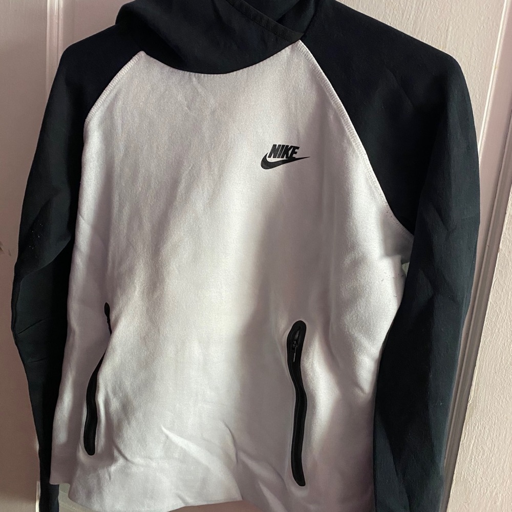 Nike Black & white Pullover Hoodie